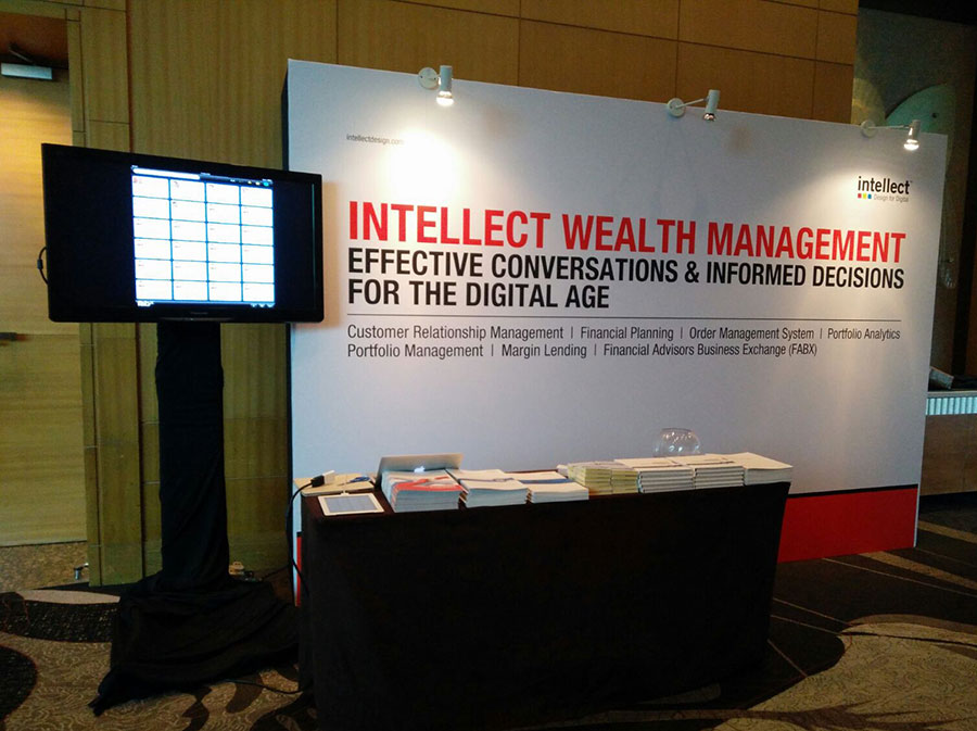 Backdrop and rollup display for financial conference in Bangkok © Pixel Planet Design